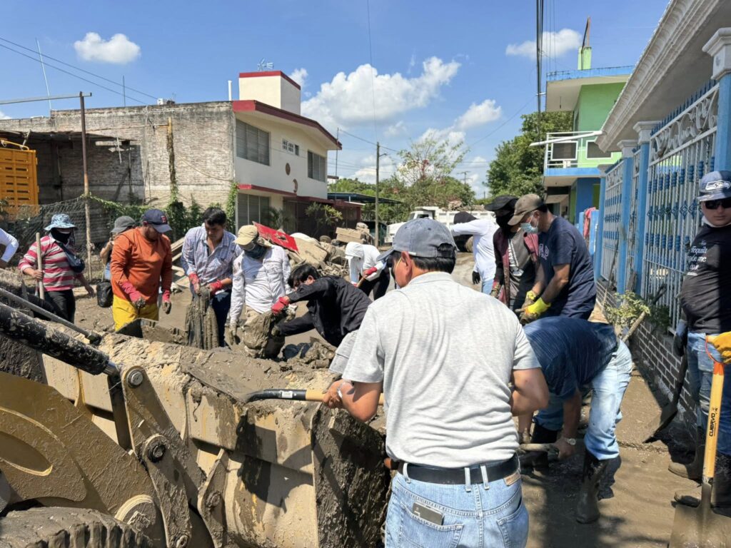 Equipo de trabajo de la Dra. Claudia Tello en la recuperación del Norte de Veracruz