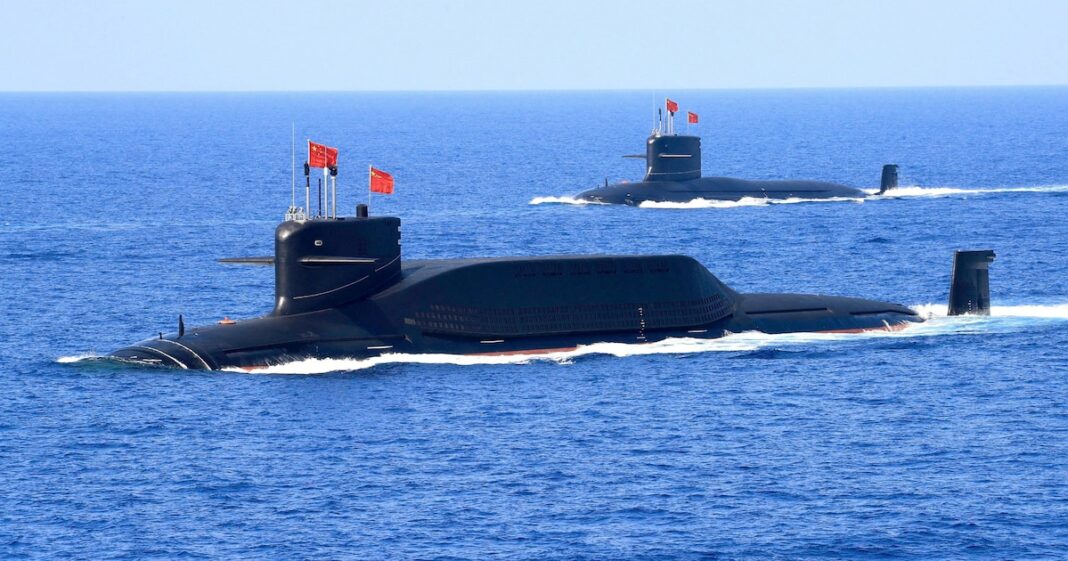 China realiza primer lanzamiento de misil desde submarino nuclear en d