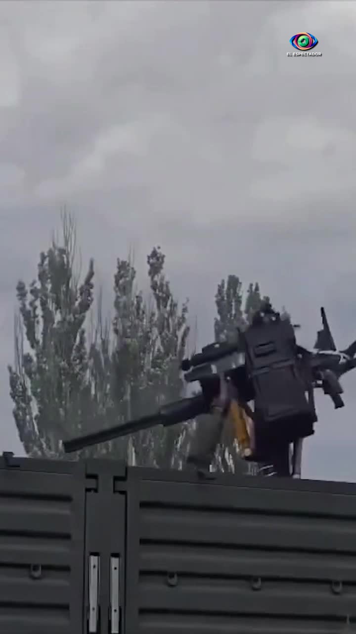 Soldado pierde control de arma YakB-12,7 durante práctica