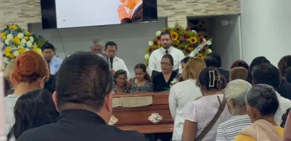 Familiares y vecinos despiden a Pedro Mata Durán tras accidente en Ála