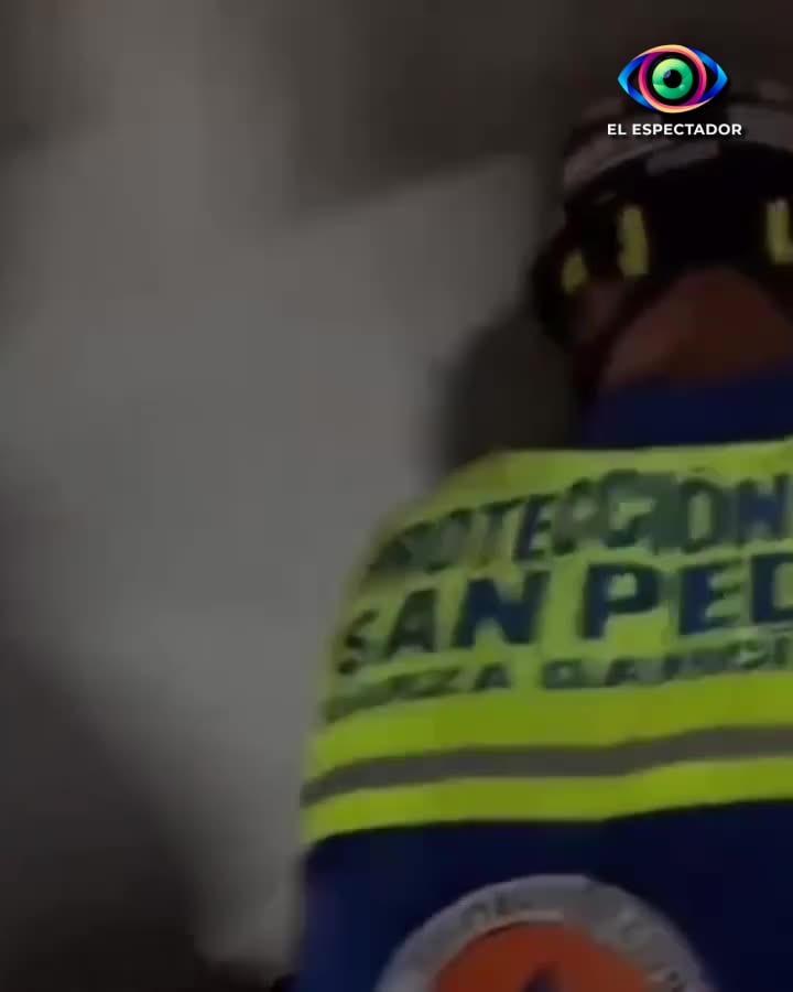 Niña de 4 años rescatada tras caer 15 metros en San Pedro NL